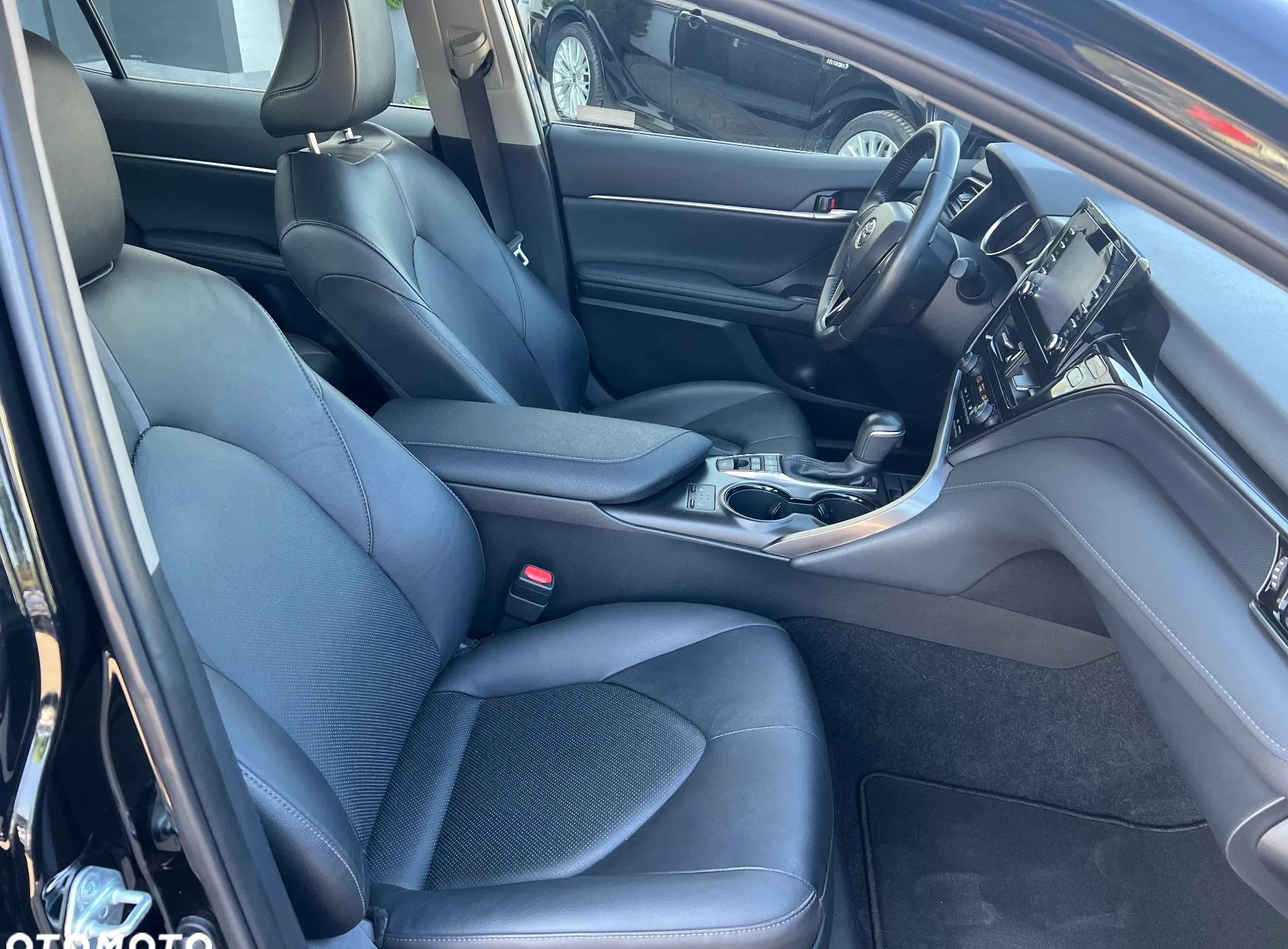 Toyota Camry cena 123800 przebieg: 101458, rok produkcji 2021 z Solec Kujawski małe 301